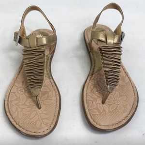 Boc Gold Metallic Rufffle T-Strap Thong Sandals 8